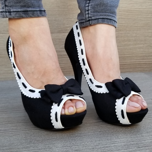 Peep Toe Pin Up Rockabilly Heels Pumps W/ Bow - Picture 8 of 8